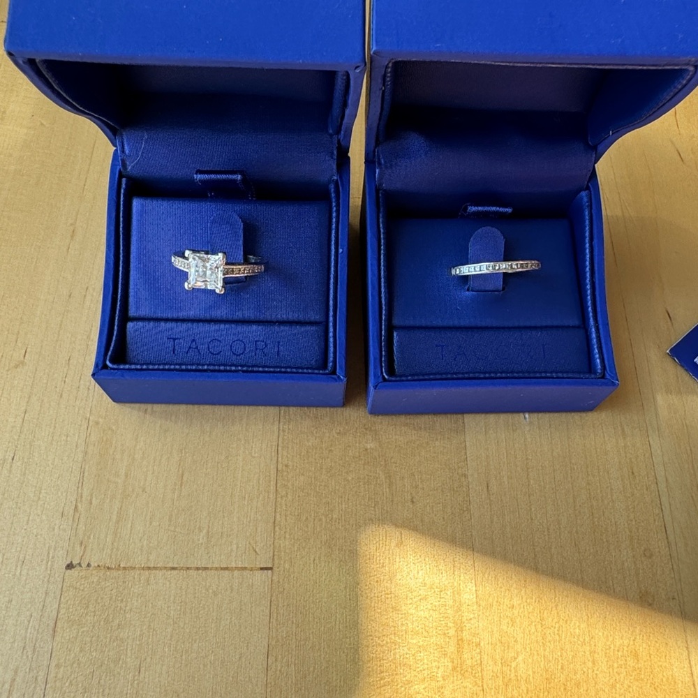 Tacori Simply Tacori Platinum Wedding Ring Set